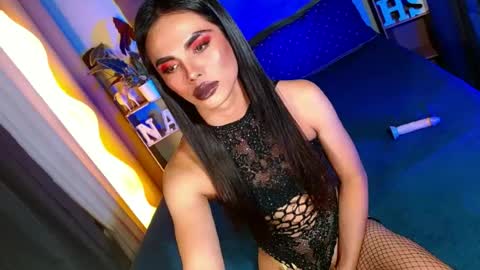 lovelymiss_shyna11 online show from 22, 6, 2026