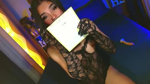 lovelymiss_shyna11 online show from 8, 7, 2026