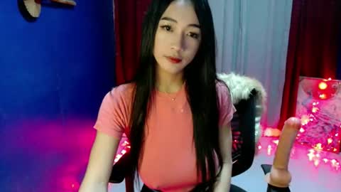 lovelypetite143 online show from 6, 5, 2026