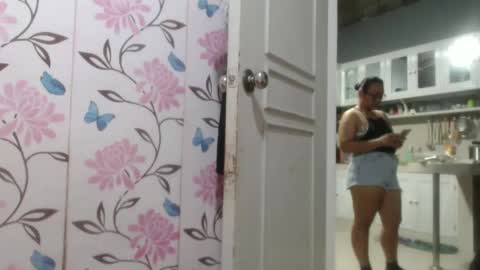 Angelquey online show from 18, 2, 2025