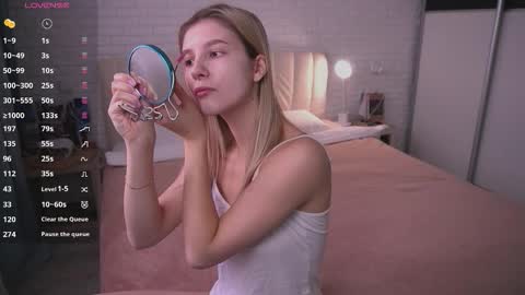 Snapshot of lovelyspacee chatting on 25, 2, 2026 Anna online show from 25, 2, 2026