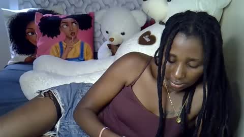 lovelytin online show from 22, 3, 2026