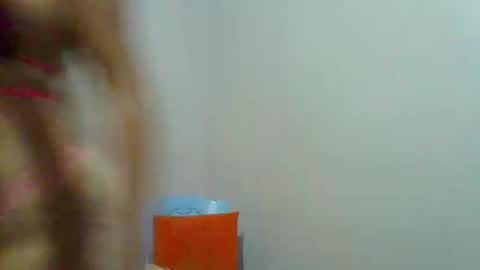 Snapshot of lovelyy_dreams chatting on 23, 5, 2026 Hanna online show from 23, 5, 2026