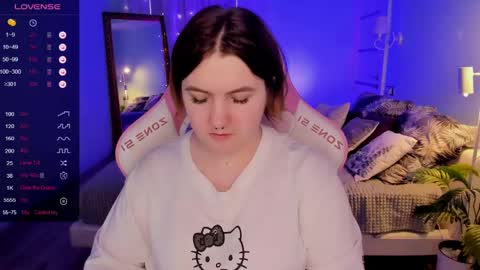 Julia  online show from 30, 4, 2026