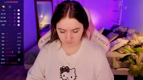 Julia  online show from 5, 5, 2026