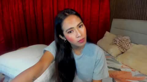 Snapshot of lovemarie19x chatting on 15, 2, 2025 pauleen online show from 15, 2, 2025