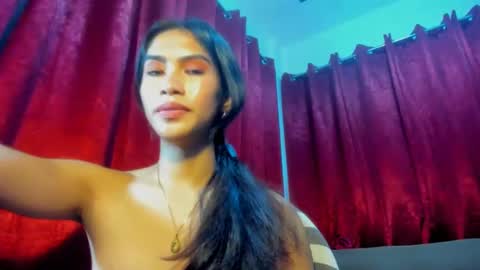 Snapshot of lovemarie19x chatting on 11, 3, 2025 pauleen online show from 11, 3, 2025