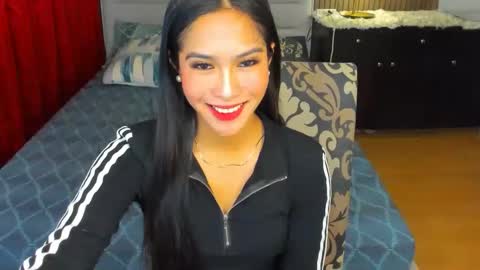 Snapshot of lovemarie19x chatting on 28, 9, 2025 pauleen online show from 28, 9, 2025