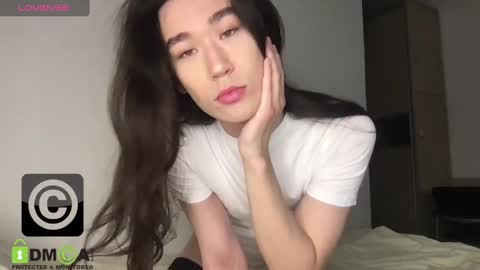 Snapshot of lovememore000 chatting on 19, 1, 2025 Mikie online show from 19, 1, 2025