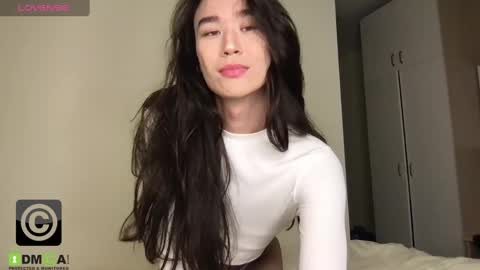 Snapshot of lovememore000 chatting on 21, 2, 2025 Mikie online show from 21, 2, 2025