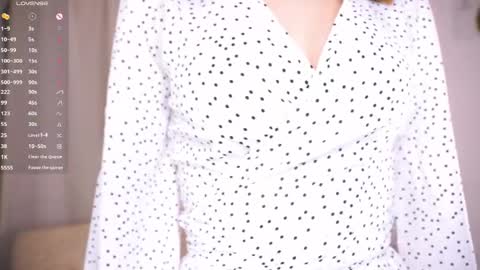 Snapshot of lovensina chatting on 18, 3, 2026 Sina online show from 18, 3, 2026