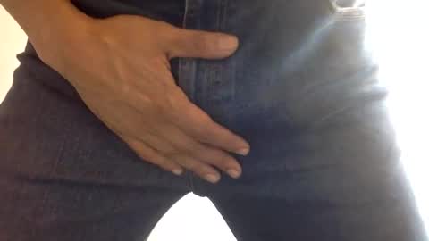 Snapshot of loveonlinevlog chatting on 4, 11, 2025 loveonlinevlog online show from 4, 11, 2025