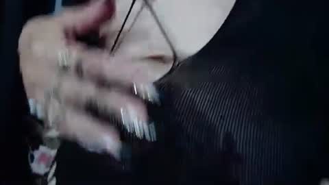 Snapshot of lover_mature2 chatting on 18, 10, 2025 Mature lover2 online show from 18, 10, 2025