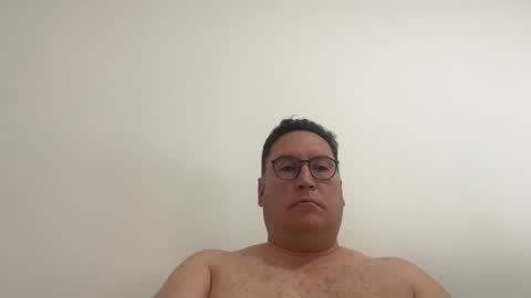 Snapshot of loverhorny0202 chatting on 12, 1, 2026 Enjoy all me Gostoso online show from 12, 1, 2026