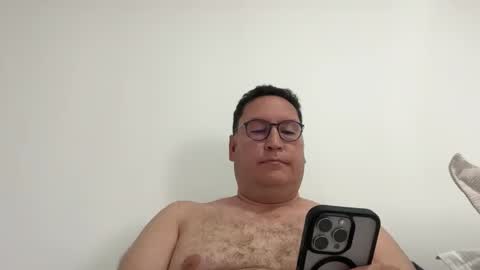 Snapshot of loverhorny0202 chatting on 4, 3, 2026 Enjoy all me Gostoso online show from 4, 3, 2026