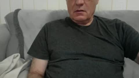 loveroflatinas1 online show from 9, 11, 2025