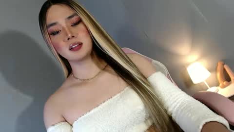 Snapshot of lovers_moon22 chatting on 16, 12, 2024 lovers moon22 online show from 16, 12, 2024