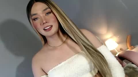 Snapshot of lovers_moon22 chatting on 23, 1, 2025 lovers moon22 online show from 23, 1, 2025