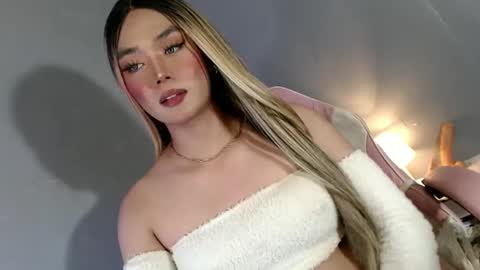 Snapshot of lovers_moon22 chatting on 25, 1, 2025 lovers moon22 online show from 25, 1, 2025