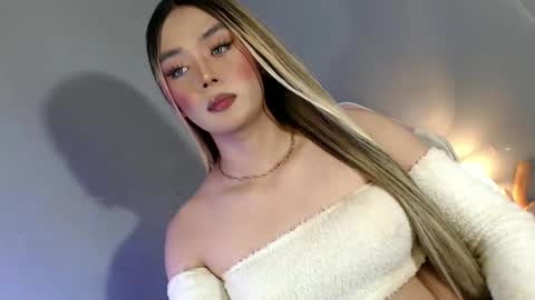 Snapshot of lovers_moon22 chatting on 3, 2, 2025 lovers moon22 online show from 3, 2, 2025