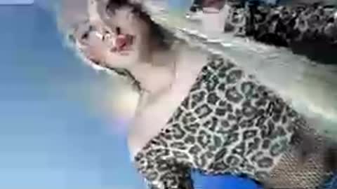 lovers moon22 online show from 11, 7, 2026