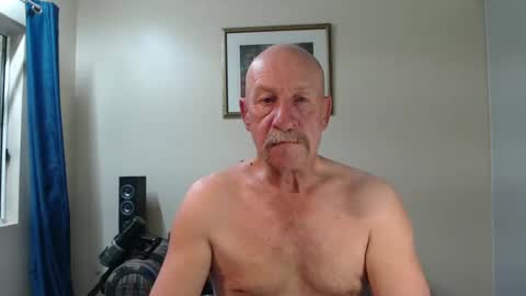 Snapshot of lovesblackazz chatting on 5, 12, 2024 Lovesblackazz online show from 5, 12, 2024