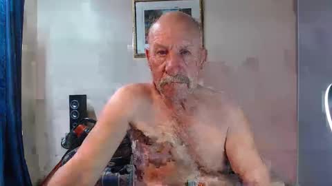 Snapshot of lovesblackazz chatting on 26, 11, 2025 Lovesblackazz online show from 26, 11, 2025