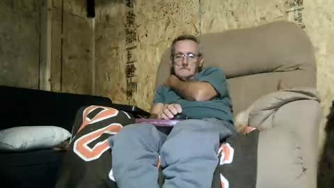 just here to have fun and cum online show from 2, 11, 2025