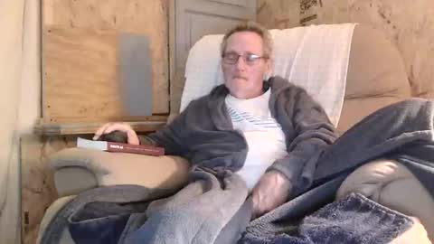 Snapshot of lovesex6565 chatting on 17, 11, 2025 just here to have fun and cum online show from 17, 11, 2025