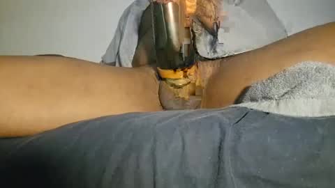 Snapshot of loveshowsex chatting on 13, 5, 2026 loveshowsex online show from 13, 5, 2026