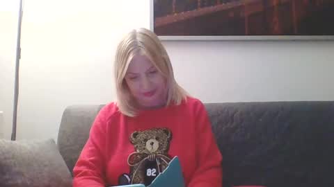 Marlyn online show from 2, 12, 2024