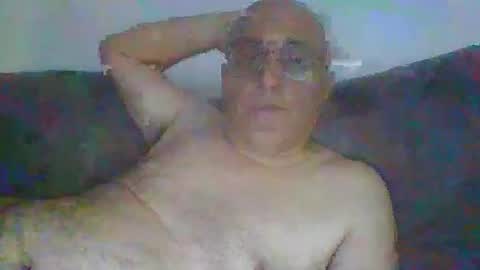 Snapshot of lovetightass251577 chatting on 17, 1, 2026 lovetightass online show from 17, 1, 2026