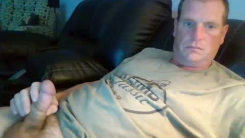 Snapshot of lovetocum37 chatting on 7, 8, 2026 lovetocum37 online show from 7, 8, 2026