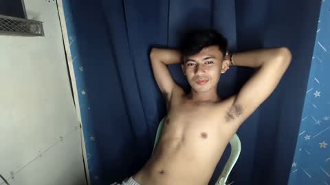 lovetosuckxox online show from 12, 2, 2025