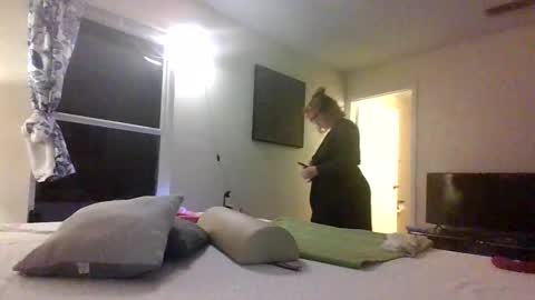 StacyMaeWish online show from 4, 4, 2026