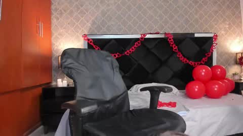 Snapshot of loving_darcy_ chatting on 13, 2, 2025 Darcy online show from 13, 2, 2025