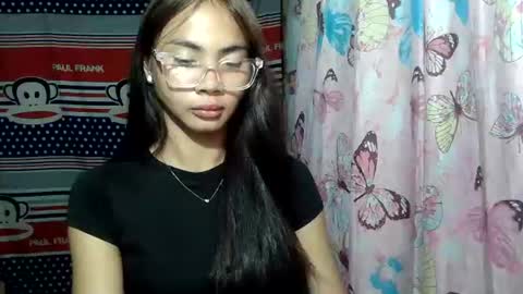 loving_rhean online show from 26, 6, 2026