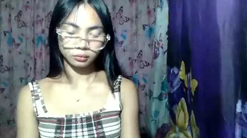 loving_rhean online show from 4, 7, 2026