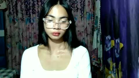 loving_rhean online show from 16, 7, 2026