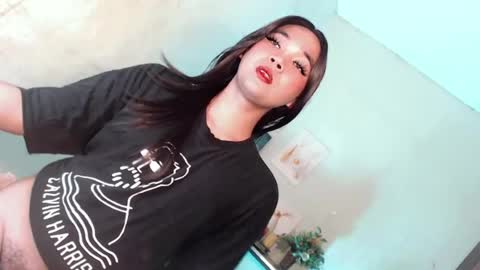 Snapshot of lovingmonaru969 chatting on 16, 7, 2026 Lovingmonaru969 online show from 16, 7, 2026