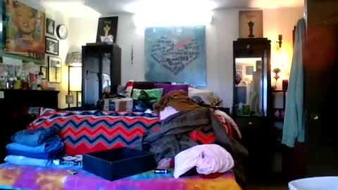 Snapshot of lowkeydl chatting on 27, 1, 2025 DkV online show from 27, 1, 2025