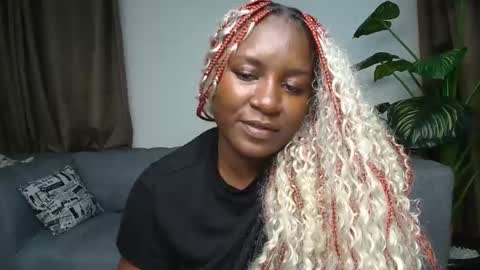 loyalcutie online show from 24, 2, 2026