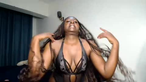 loyalcutie online show from 17, 7, 2026