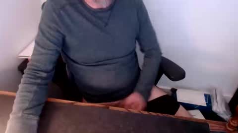 lreed090 online show from 23, 4, 2026