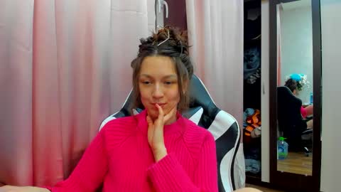 Lu krecia online show from 23, 12, 2024