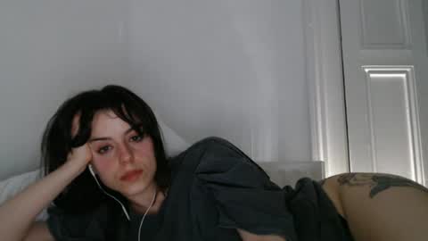Snapshot of luana789 chatting on 3, 7, 2026 luana online show from 3, 7, 2026