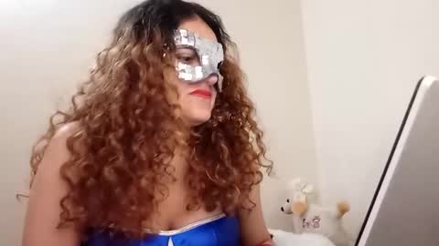 luanapowerful online show from 5, 10, 2025