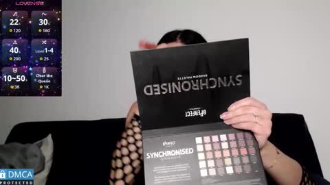 luara_ online show from 8, 2, 2026