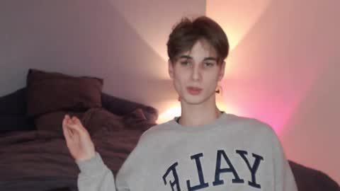 lucacharm online show from 18, 1, 2025