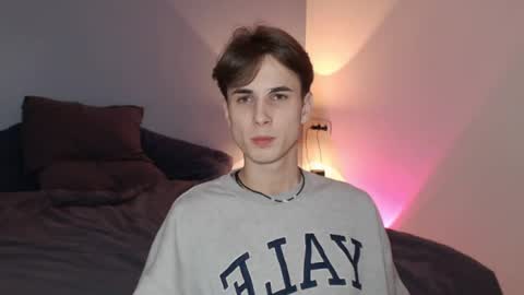 lucacharm online show from 19, 1, 2025